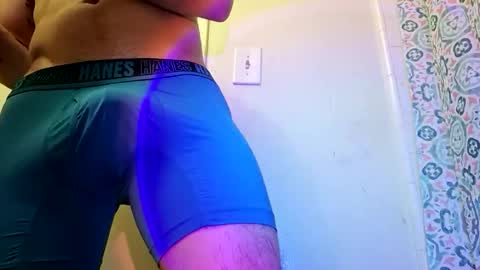 angrychicks83 online show from March 3, 10:11 am