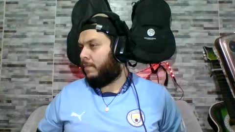 lion kennedy independent model moderator online show from February 12, 9:04 am