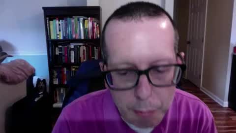 anonymousfrederick76 online show from April 9, 10:38 pm