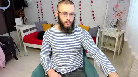 Ant online show from February 15, 9:29 am