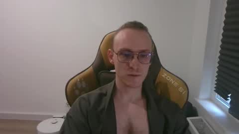 anthonythorn online show from March 15, 3:07 pm