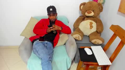       online show from March 6, 1:02 am