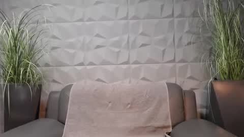 HI My name is Antonio online show from February 2, 9:02 pm