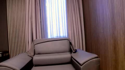 HI My name is Antonio online show from June 3, 6:35 pm