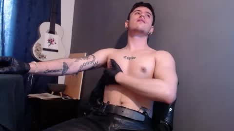 antonnello_ online show from February 10, 4:44 pm