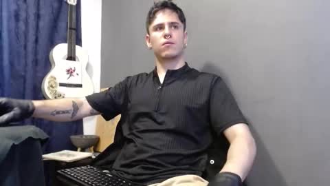 antonnello_ online show from February 7, 10:48 pm