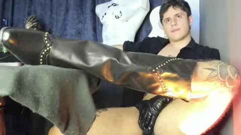 antonnello_ online show from September 15, 1:19 am