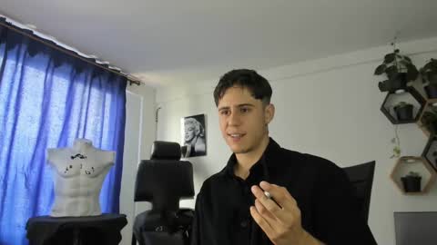 antonnello_ online show from March 12, 6:44 pm