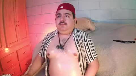 AnuarFox online show from August 7, 12:45 pm