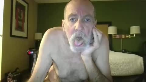 anwyntheram online show from November 14, 8:54 pm