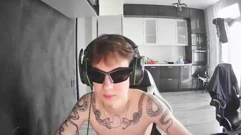 aplant_ online show from September 13, 1:56 pm