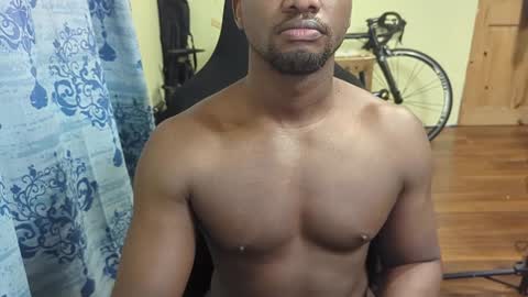 Snapshot of apollodarkmn chatting on December 3, 12:05 pm apollodarkmn online show from December 3, 12:05 pm