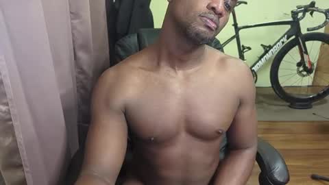 apollodarkmn online show from May 23, 12:21 pm