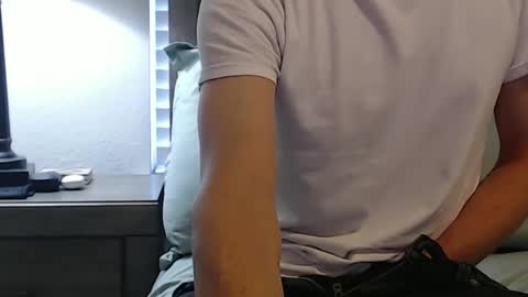 Snapshot of apollofoxxx69 chatting on March 5, 8:44 pm apollofoxxx69 online show from March 5, 8:44 pm