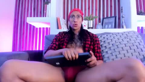 apolo_crus online show from March 3, 11:59 am