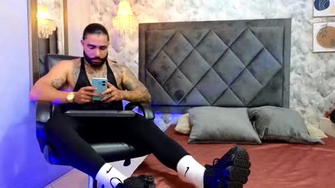 Apolo online show from September 19, 11:37 pm