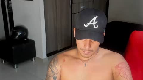 TONY INDEPENDENT MODEL online show from April 4, 6:38 pm