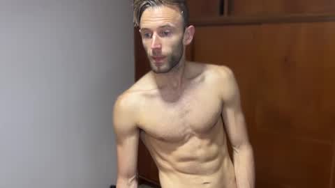 Aquilesmade online show from December 28, 3:59 pm