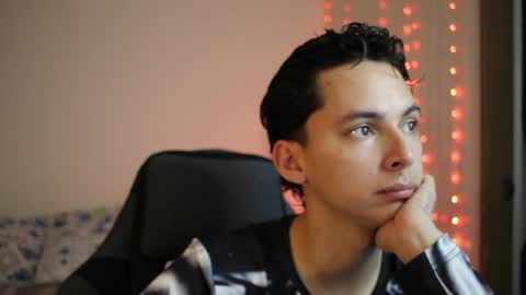 ARCHIBALDO online show from April 12, 4:04 am