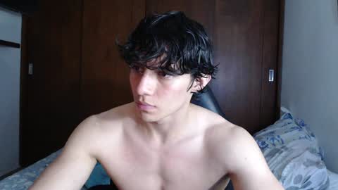 Ares D online show from February 9, 1:56 am