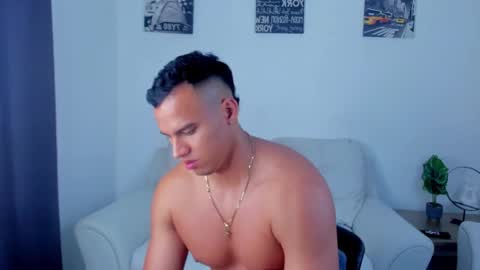 ares levi online show from November 8, 8:56 pm