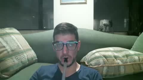 Snapshot of arielsinho chatting on February 6, 4:42 am Anon online show from February 6, 4:42 am