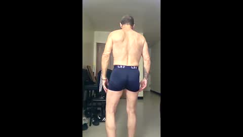 ariesborn418 online show from March 11, 11:01 pm