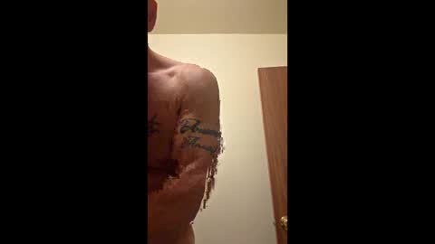 ariesborn41839242 online show from June 2, 1:28 am