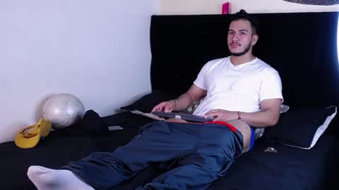 Ariies13 online show from January 31, 7:11 pm