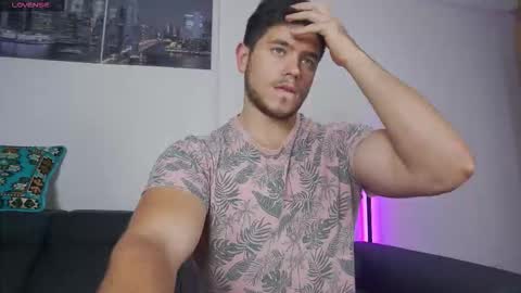 A n g e l  f r o m  H e l l online show from November 14, 2:18 pm