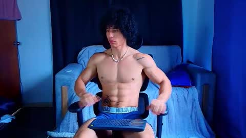 arnold black online show from November 27, 2:32 pm