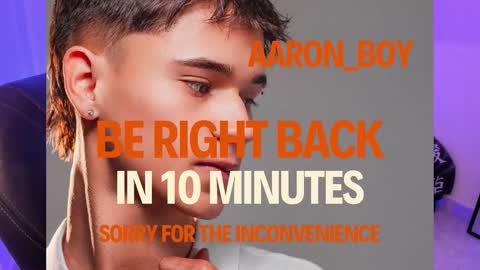 Aaron online show from December 1, 7:28 pm