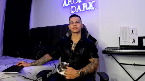 DarkMaster online show from January 10, 12:15 pm