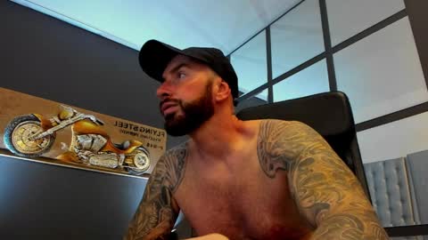 AronGrant online show from June 1, 8:47 am