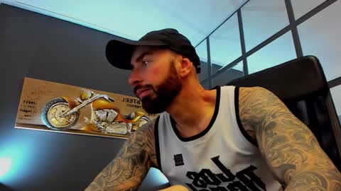 AronGrant online show from February 16, 11:19 am