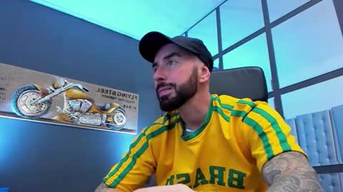 AronGrant online show from November 12, 11:27 am