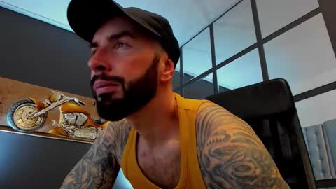 AronGrant online show from March 27, 9:54 am