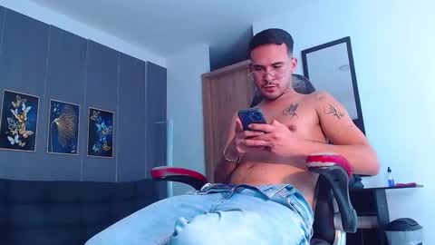 Adrian online show from October 12, 12:15 am