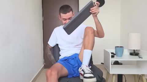   online show from November 28, 1:24 pm