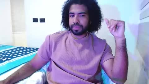 arthur_jamess online show from December 22, 11:46 pm