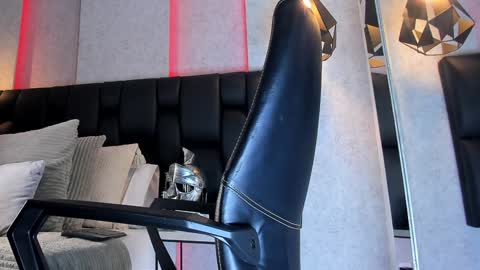 Arthur online show from January 8, 10:06 pm