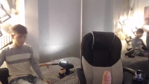 ash_kai online show from July 15, 9:32 pm