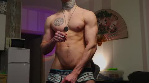 Snapshot of asher_88 chatting on December 19, 5:51 am Jerk Machine online show from December 19, 5:51 am