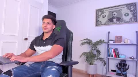 my name real is camilo online show from September 16, 1:39 am