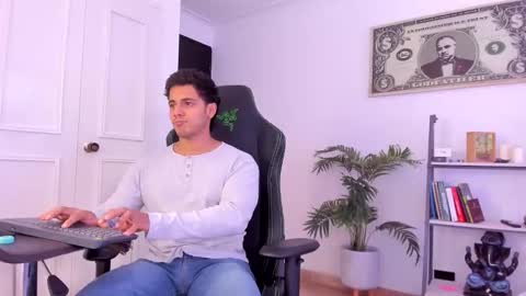 my name real is camilo online show from September 30, 5:16 pm