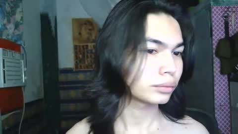 asian_babyboi online show from April 18, 7:58 pm