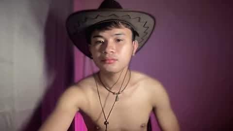 asian_paulox online show from January 18, 1:29 am