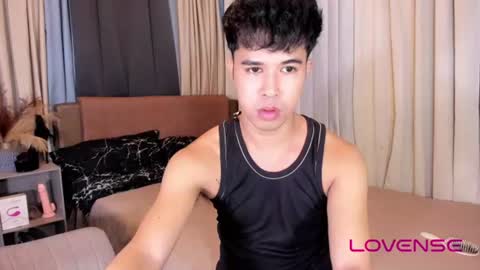 asiancum_peter online show from July 13, 6:04 am