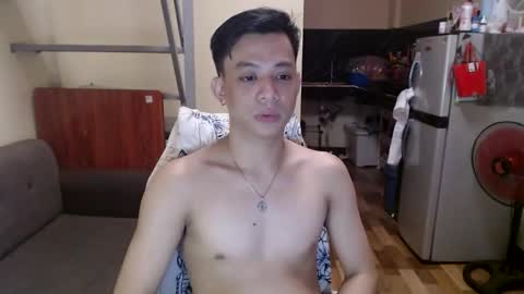 asiandreamboyx online show from March 3, 2:42 pm