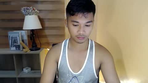 asianhunk_jamesx online show from November 20, 11:53 am